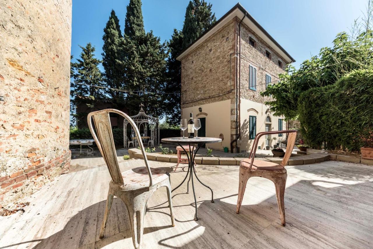 Casa Del Priore Usigliano Luaran gambar