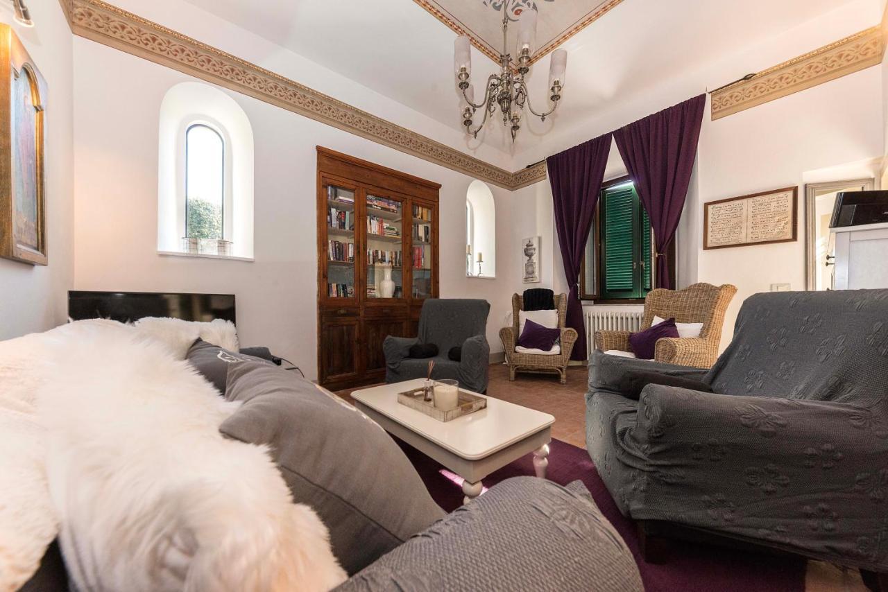 Casa Del Priore Usigliano Luaran gambar